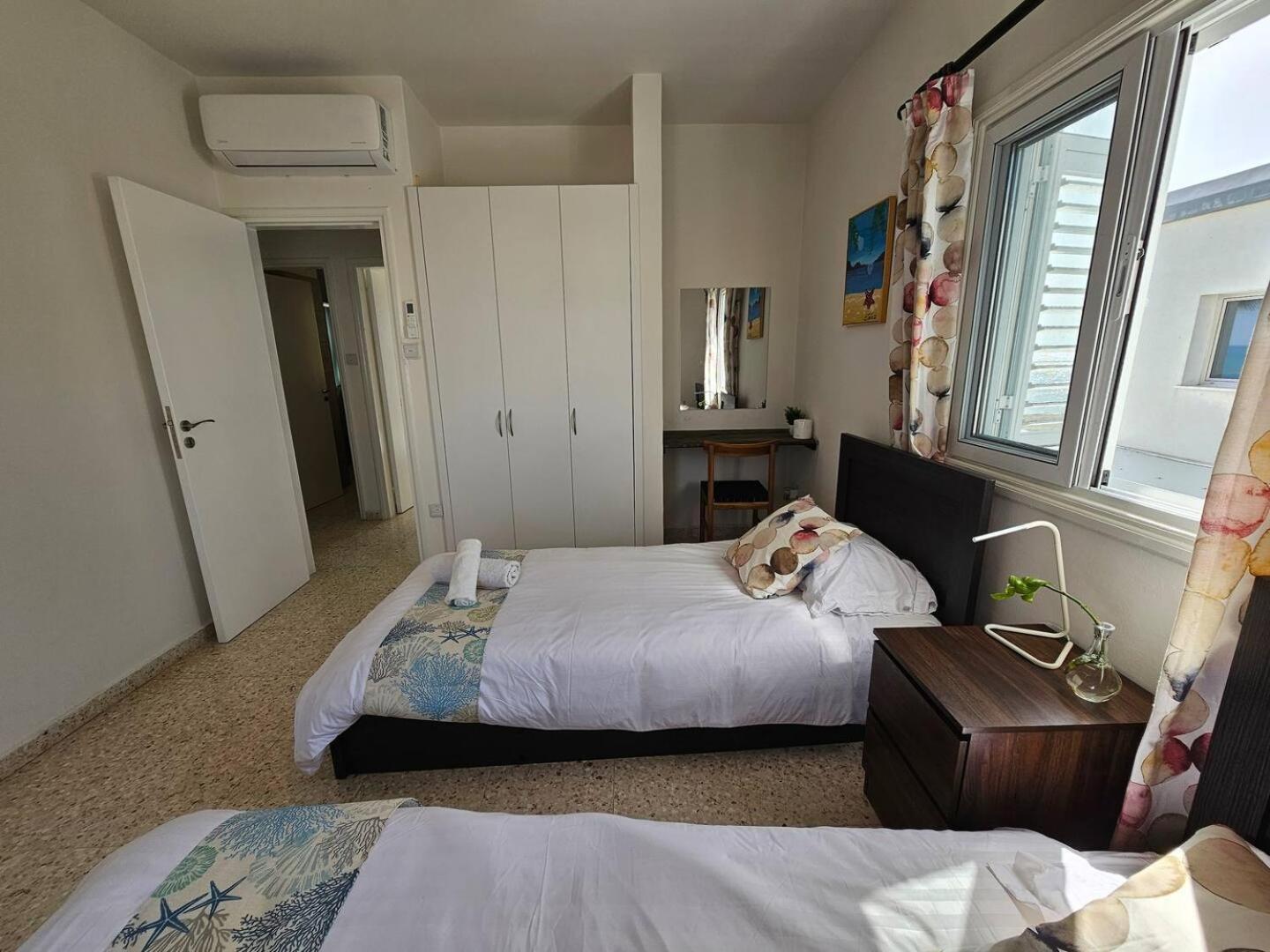 Ammos Beachfront Villa Paradise 拉纳卡 外观 照片
