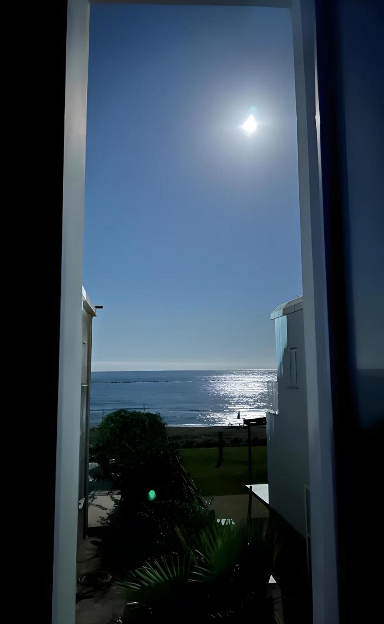 Ammos Beachfront Villa Paradise 拉纳卡 外观 照片